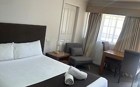 The Aston Motel Tamworth